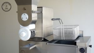 Sequence 01.00_02_42_02.Still011